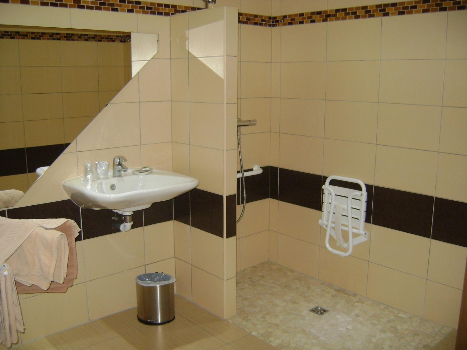 Hotel Le Richevaux Нёшато Экстерьер фото